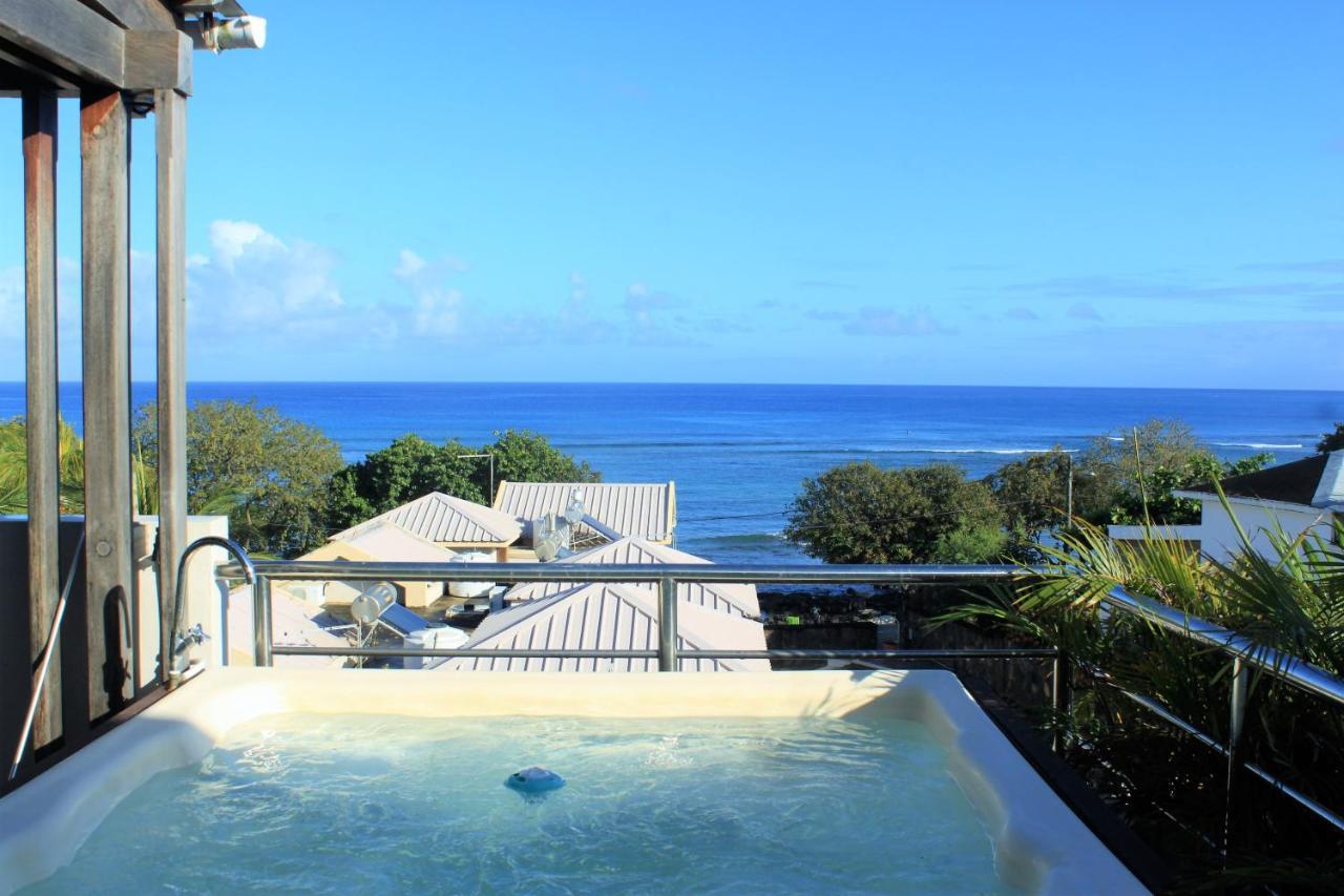 Frangipanier 2 Bedrooms Sea View Penthouse Trou aux Biches Exteriör bild