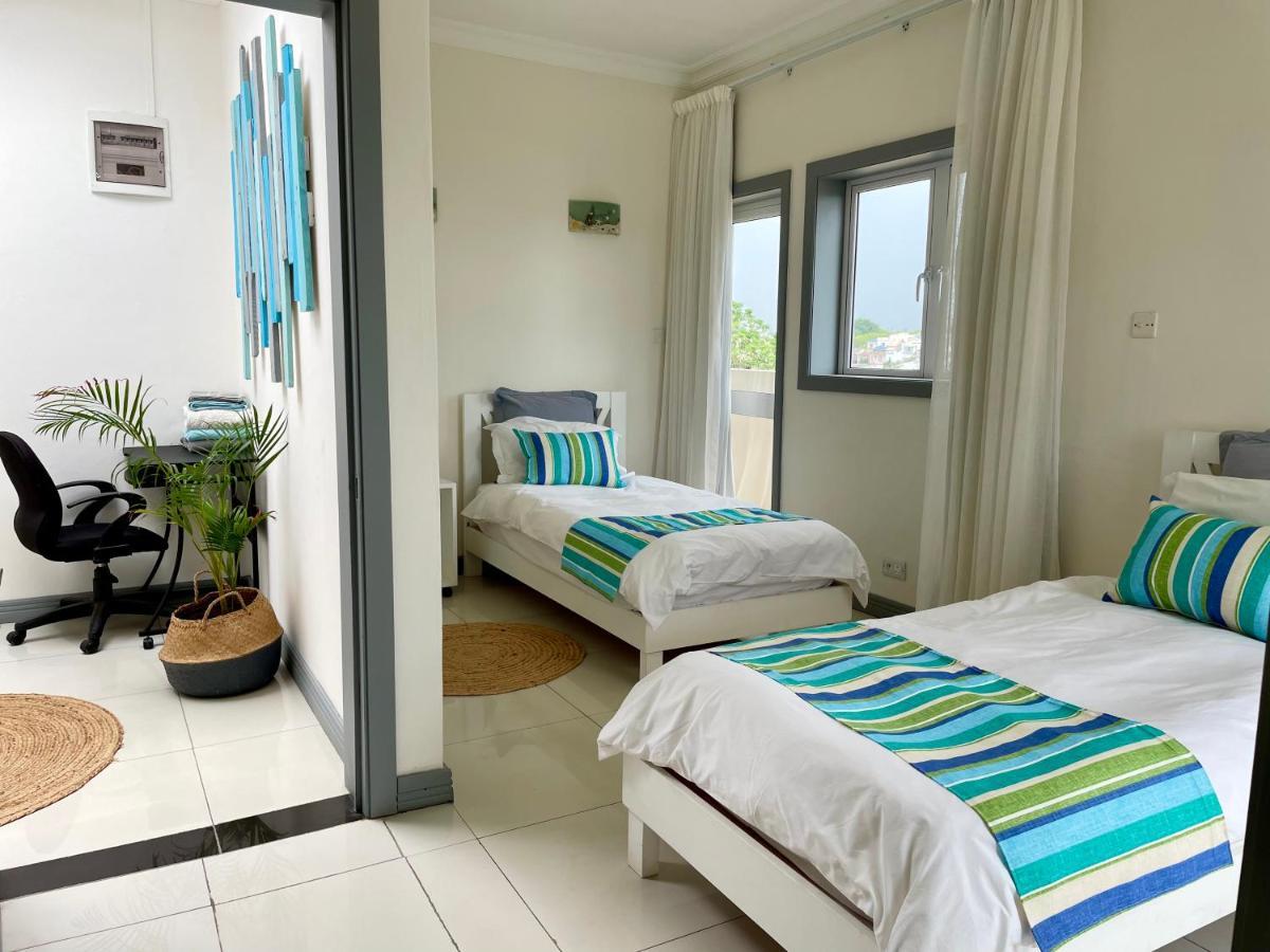 Frangipanier 2 Bedrooms Sea View Penthouse Trou aux Biches Exteriör bild