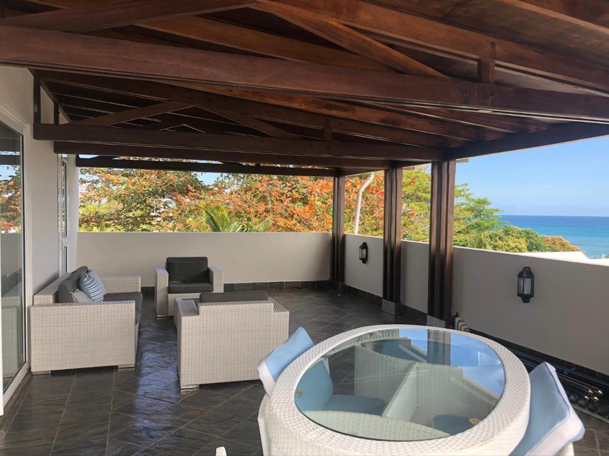 Frangipanier 2 Bedrooms Sea View Penthouse Trou aux Biches Exteriör bild