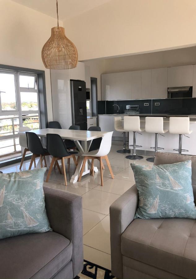 Frangipanier 2 Bedrooms Sea View Penthouse Trou aux Biches Exteriör bild