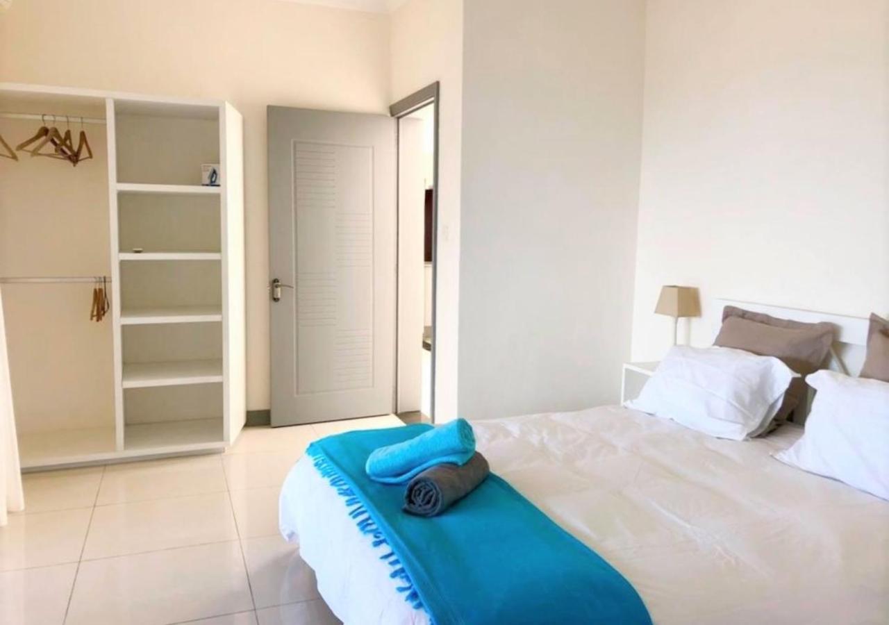 Frangipanier 2 Bedrooms Sea View Penthouse Trou aux Biches Exteriör bild